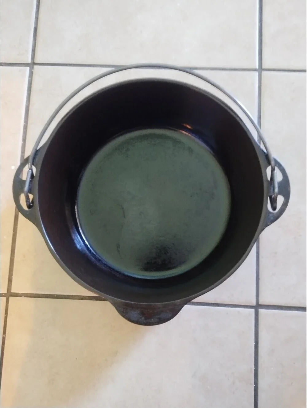 Griswold # 8 Tite Top Dutch Oven 1278 Self Basting Lid Circa 1930